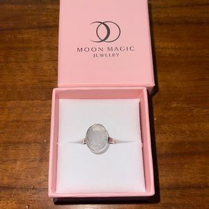 Moonmagic Raw Crystal Ring - Enfolded Moonstone